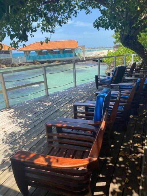 Lush Tropical Apartment Located In A 4-Star Resort Runaway Bay Esterno foto